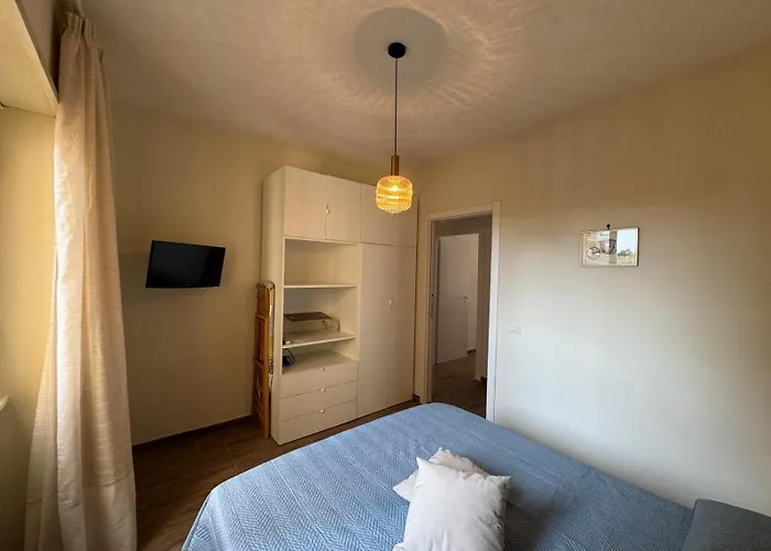 Apartment With Balcony In Quiet Rome